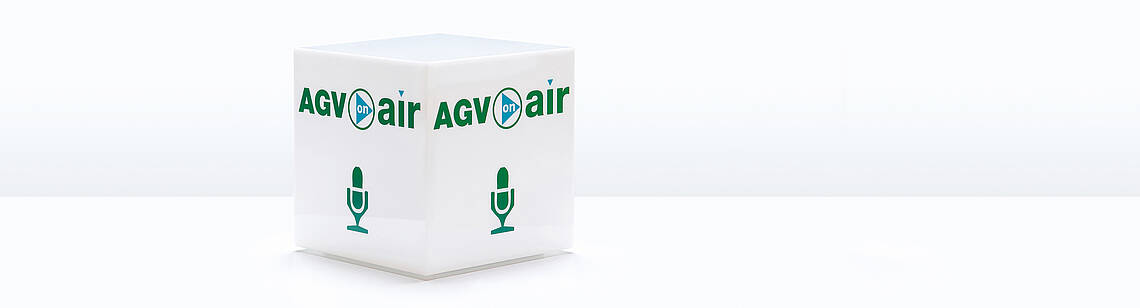 AGV on air Würfel mit der Beschriftung „AGV on air“ linksbündig