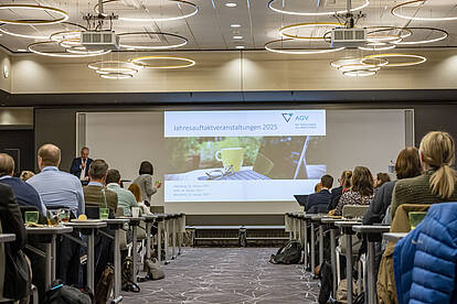 Veranstaltungen JAV 2025 Plenum