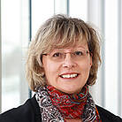 Porträt von Edith Strauss